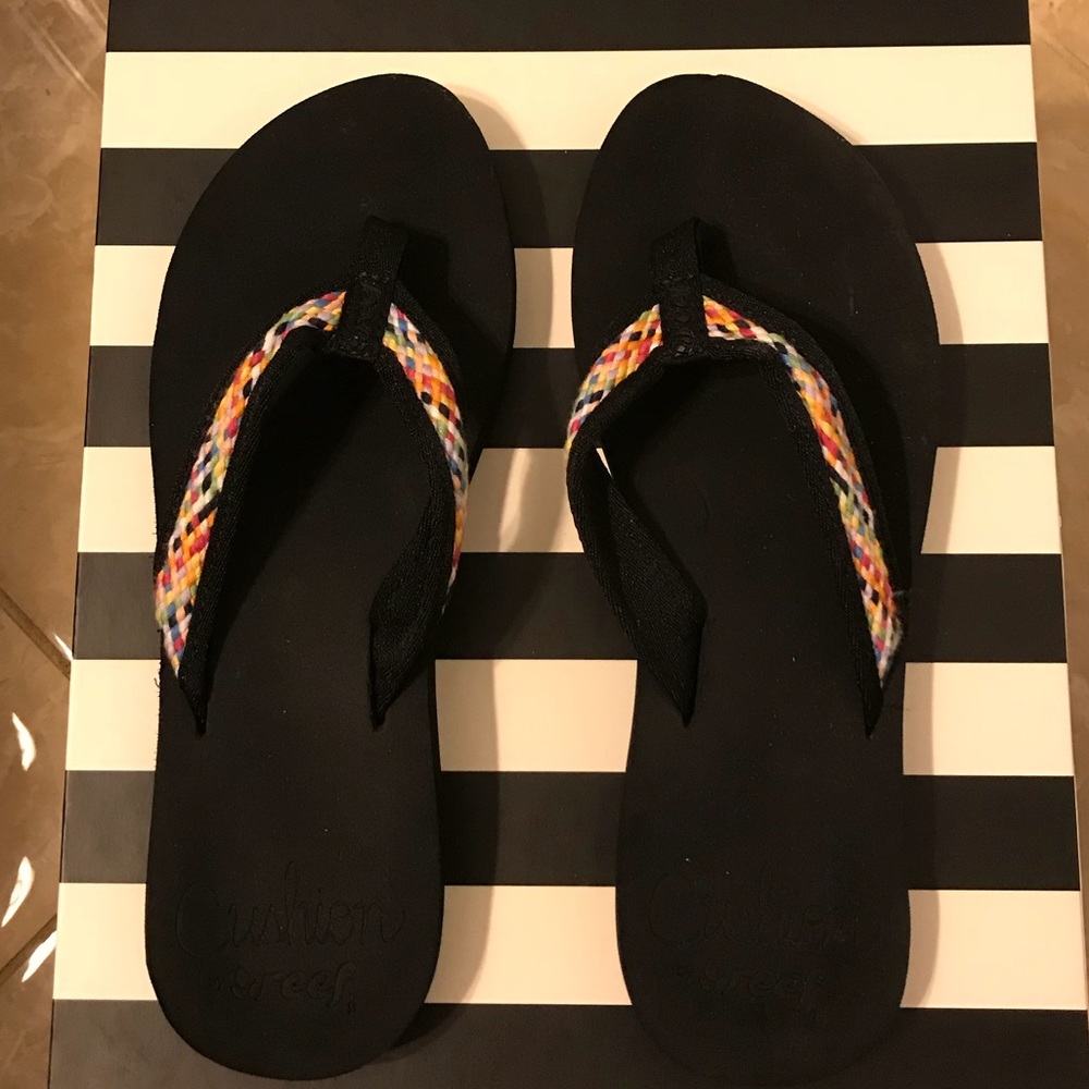 BNWOT Reef Cushion Sandals